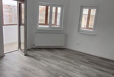 Apartament cu 4 camere decomandat în Exterior Vest - 5