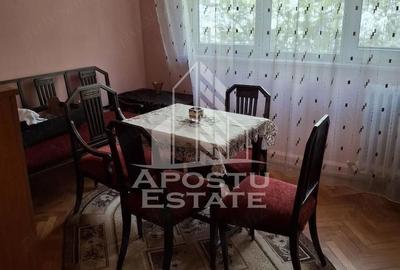 Apartament cu 2 camere decomandat în Circumvalațiunii - 5