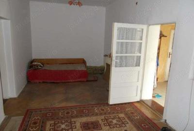 Casa, Timisoara, zona Aleea Ghirodei, de la Aleea Ghirodei inspre Canalul Bega 4 camere, 500mp teren - 3