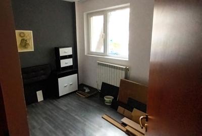 Apartament cu 3 camere decomandat în Central - 5