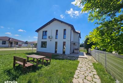 Casă cu 4 camere cu Teren 400 Mp în Balotești - 3