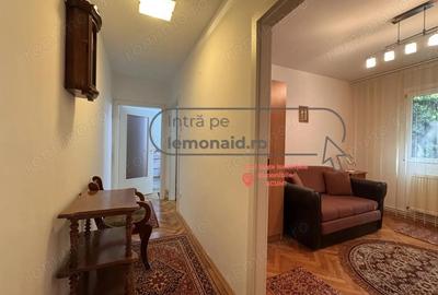 Apartament cu 3 camere semidecomandat, mobilat în Circumvalațiunii