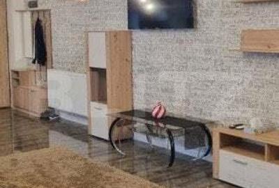 Apartament cu 3 camere decomandat în 1 Mai - 1