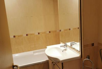 Apartament cu 3 camere decomandat în Lotrioara - 4