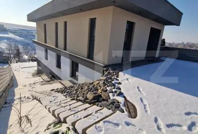 Casă cu 8 camere cu Teren 860 Mp în Central - 19