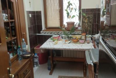 Apartament cu 4 camere semidecomandat în Tomis Nord - 2