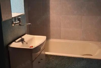 Apartament cu 2 camere decomandat în 1 Decembrie 1918 - 2