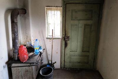 Casă cu 2 camere cu Teren 400 Mp în Corbi - 2