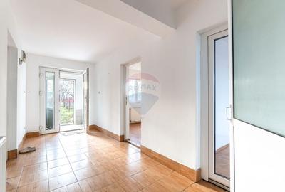 Casa de vanzare | 5 camere | Teren 1,100 mp | STUPINI | COMISION 0% | - 10