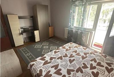 Apartament cu 3 camere decomandat în Aradului - 6