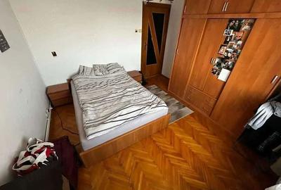 Apartament cu 3 camere decomandat în Soarelui - 3