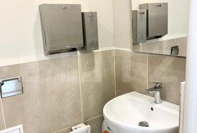 Spațiu comercial, de 67 mp, în Ultracentral - 6