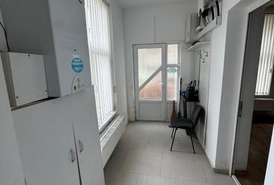 Apartament cu 3 camere decomandat în Semicentral - 7