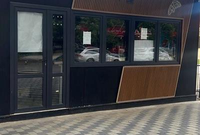 Spațiu comercial, de 32 mp, în Central - 2