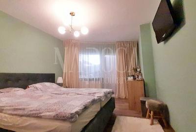 Casă individuală cu 8 camere cu Canalizare în Luna de Sus - 4