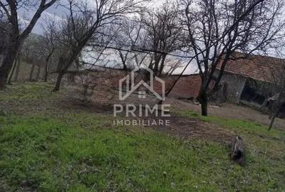 Casă cu 4 camere cu Teren 1708 Mp în Ghirbom - 2