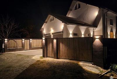 Casă cu 6 camere cu Teren 1350 Mp în Izvorani - 1