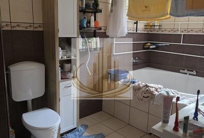Casă individuală cu 7 camere cu Canalizare în Lipovei - 13