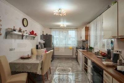 Casă cu 4 camere cu Teren 294 Mp în Central - 10