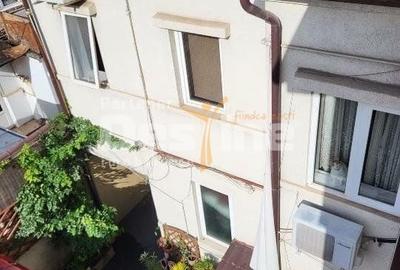 Casă cu 9 camere cu Canalizare în 13 Septembrie - 6