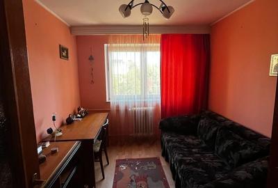 Apartament cu 3 camere decomandat, mobilat în Tomis Nord - 10