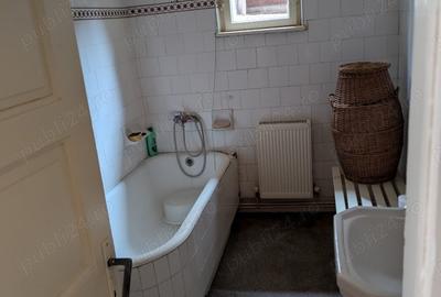 Vand casa si teren central Targoviste - 2