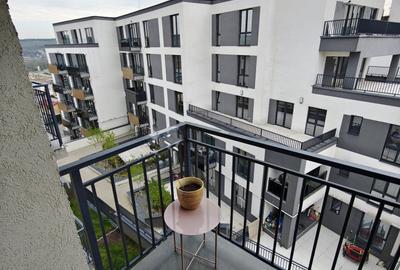 Apartament cu 3 camere semidecomandat, mobilat în Florești - 9