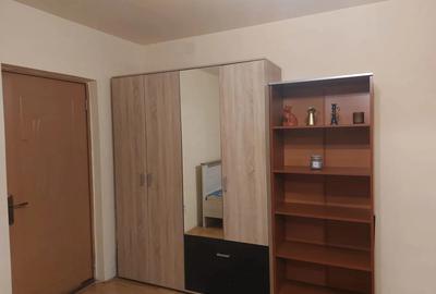 De inchiriat apartament cu 1 camera zona Circumvalatiunii - 4