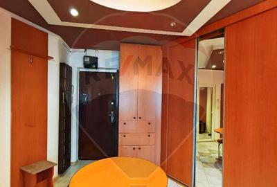 Apartament Drumul Taberei 80 cu balcon de 15m
