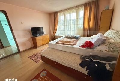 Casă cu 5 camere cu Teren 2310 Mp în Scoarța - 4