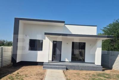 Casa de vanzare, 80 mp utili, 528 mp teren, zona Robanesti - 1