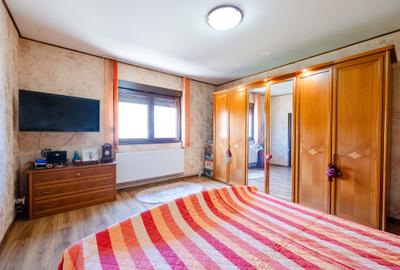 Casa cu doua corpuri de cladire - Functionarilor - 8
