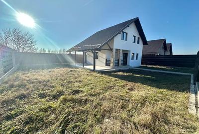 Vila noua Valea Voievozilor, 3 km de centru Targoviste, 3 dormitoare, 2 terase - 1