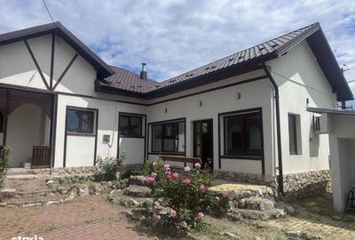 Casă cu 4 camere în Gura Vadului - 17