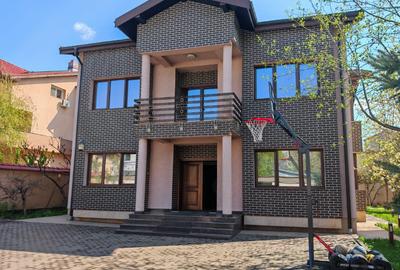 TINERETULUI || CUZA VODA|| VILA P+1+M CONSTRUCTIE 2010.. - 2