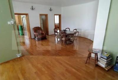 Casă cu 4 camere cu Teren 1500 Mp în Malu Mare - 8