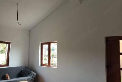 Casă cu 2 camere cu Teren 903 Mp în Mărtinești - 1