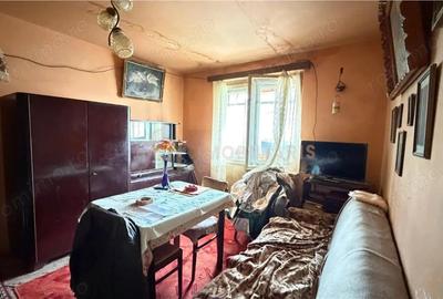 Apartament cu 2 camere semidecomandat în Săsar