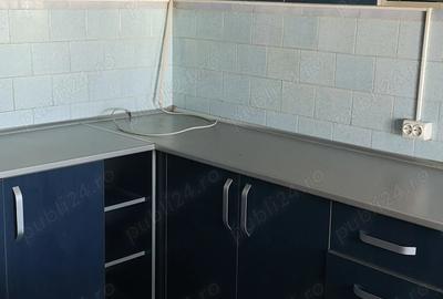 Apartament 3 camere de vanzare - 2