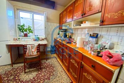 3 Camere Decomandat cu 2 Bai si balcon in zona Casa de Cultura -Balada - 9