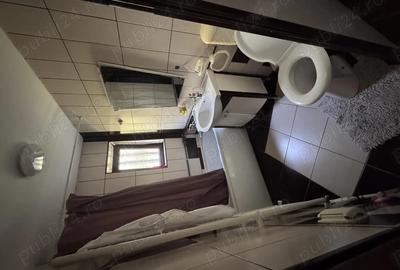 Inchiriez apartament 3 camere - 3