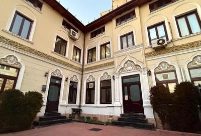 Spațiu comercial, de 130 mp, în Central - 3
