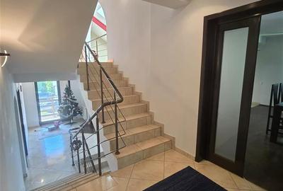 Casă cu 5 camere cu Teren 300 Mp în Bucium - 18