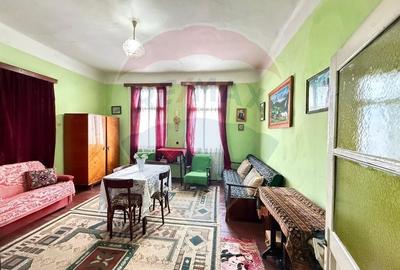 Casă cu 4 camere cu Teren 250 Mp în Central - 6