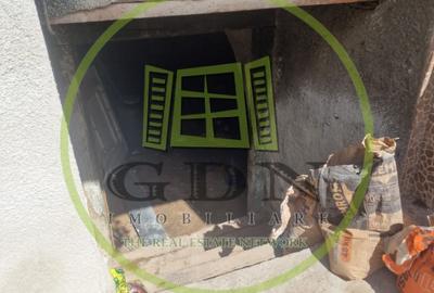 Casă individuală cu 3 camere cu Canalizare în Central - 8