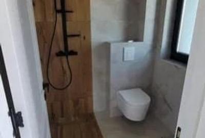 Casă individuală cu 4 camere cu Canalizare în Domnești - 12