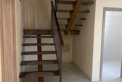 Casă cu 4 camere cu Teren 450 Mp în Braytim - 2