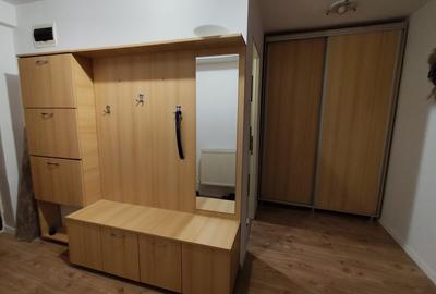 Apartament cu 2 camere decomandat în Berceni