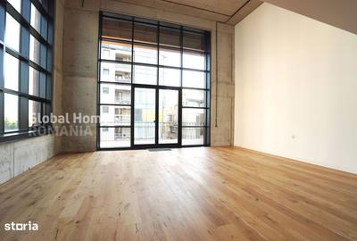 Apartament cu 4 camere decomandat în Tei