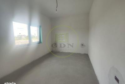 Casă cu 4 camere în Central - 2